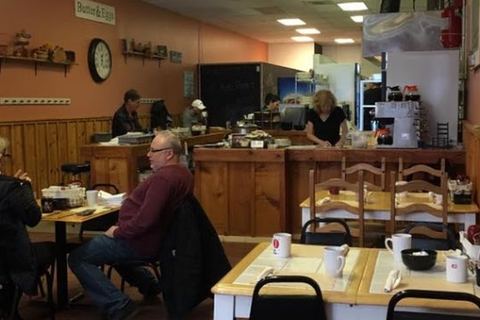J&T's Family Cafe